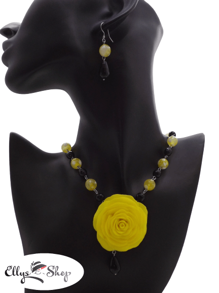 Set bijuterii handmade trandafir galben cu pietre semipretioase agate si onix